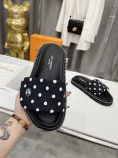 2023.5.25 super perfect LV women and men slippers size 36--45 006