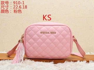 Michael Kors Handbag (7)