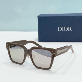 2023.6.7 Original Quality Dior Sunglasses 015