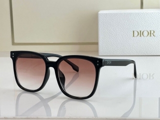 2023.6.7 Original Quality Dior Sunglasses 050