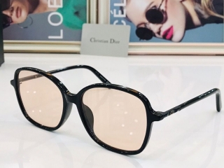 2023.6.7 Original Quality Dior Sunglasses 011