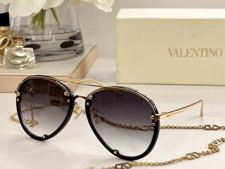 2023.6.8 Original Quality Valentino Sunglasses 055