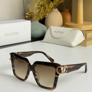2023.6.8 Original Quality Valentino Sunglasses 031