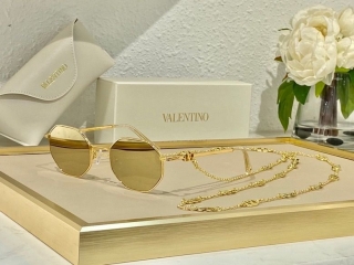 2023.6.8 Original Quality Valentino Sunglasses 090