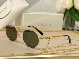 2023.6.8 Original Quality Valentino Sunglasses 080