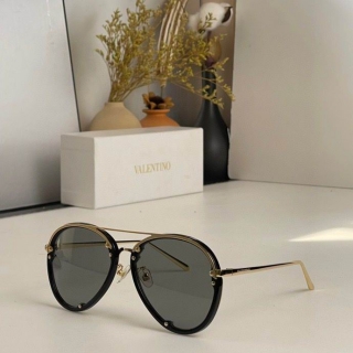 2023.6.8 Original Quality Valentino Sunglasses 018
