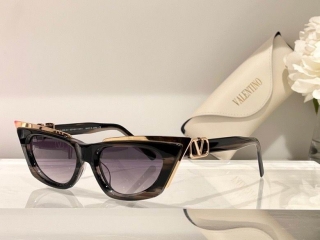 2023.6.8 Original Quality Valentino Sunglasses 075