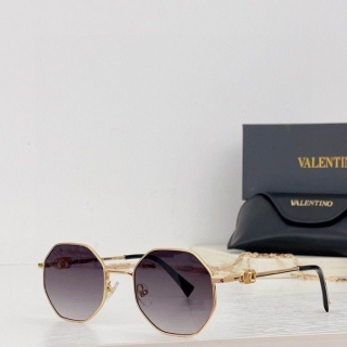 2023.6.8 Original Quality Valentino Sunglasses 005