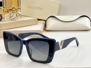 2023.6.8 Original Quality Valentino Sunglasses 067