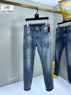 2023.6.8 Arcteryx Jeans 001