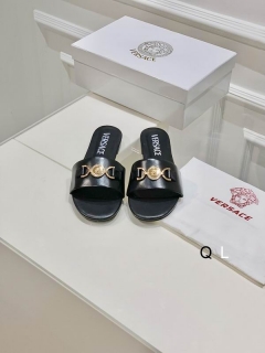 2023.6.18 Super Perfect Versace women Slippers size 35-40 010