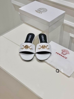 2023.6.18 Super Perfect Versace women Slippers size 35-40 013