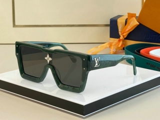 LV Sunglasses AAA (3)