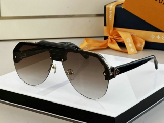 LV Sunglasses AAAA (5)