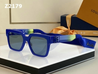 LV Sunglasses AAA (31)