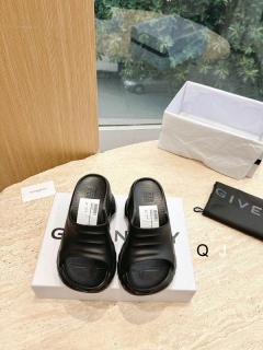 2023.8.29  super perfect Givenchy women slippers sz35-40 007