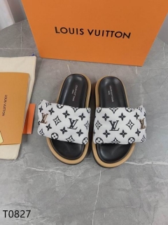 2023.9.6  Super Perfect LV Women Slippers size35-41 055