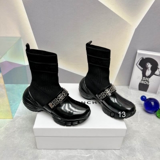 2023.9.14   super perfect Givenchy women shoes sz35-40 025