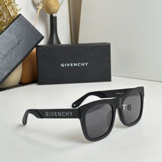 2023.10.22  Original Quality Givenchy Sunglasses 110