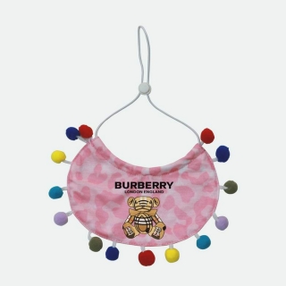 2023.10.27  Burberry Pet Drool Wipes 001