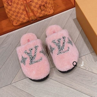 2023.11.28  Super Perfect LV Women Slippers size35-40 070