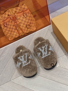 2023.11.28  Super Perfect LV Women Slippers size35-40 073