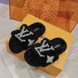 2023.11.28  Super Perfect LV Women Slippers size35-40 077