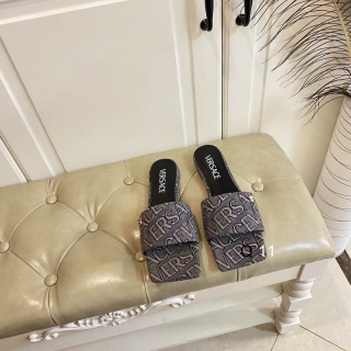 2023.12.8  Super Perfect Versace women Slippers size35-40 018