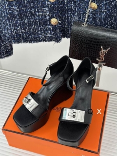 2023.12.20  Super Perfect Hermes Women Sandals sz35-40 019