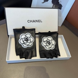 2023.12.25 Chanel  Gloves 021