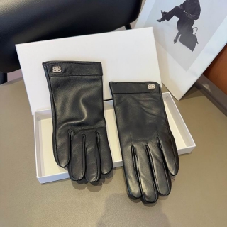 2023.12.25 Balenciaga Gloves 001