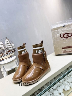 2024.01.04  Super Perfect UGG Women Shoes size35-41 249