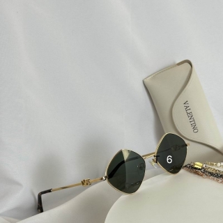 2024.01.14 Original Quality Valentino Sunglasses 378