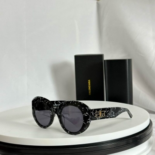 2024.01.31 Original Quality Balenciaga Sunglasses 670