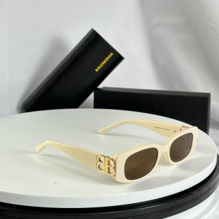 2024.01.31 Original Quality Balenciaga Sunglasses 663