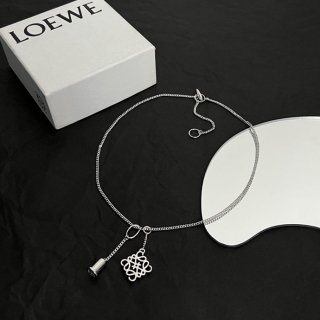 2024.03.05 Loewe Necklace 001