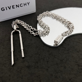 2024.03.05 Givenchy Necklace 001
