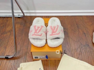 2024.03.08 Super Perfect LV Women Slippers size35-41 382