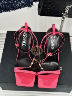 2024.03.28  Super Perfect Versace Women Sandals Size35-40 063