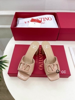 2024.04.07 Super Perfect Valentino Women Slippers Size35-40 045