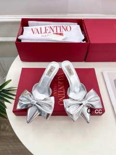 2024.04.07 Super Perfect Valentino Women Slippers Size35-40 040
