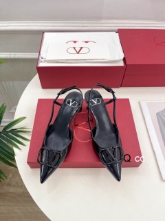 2024.04.07 Super Perfect Valentino Women Sandals Size35-40 214