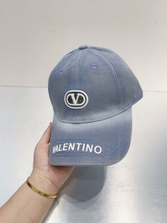 2024.04.18  Valentino Hat 017