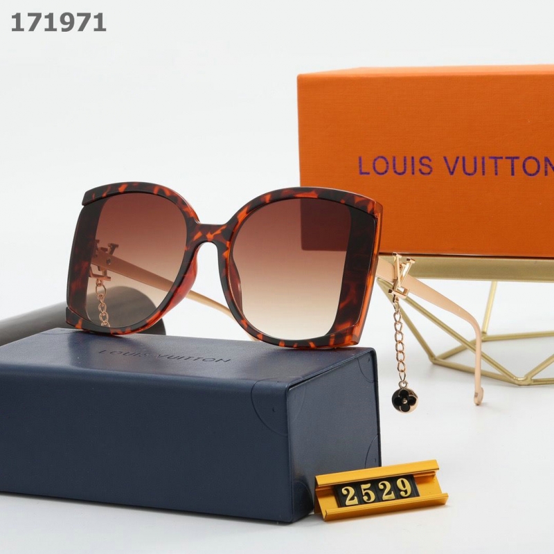 LV Sunglasses AA quality (70)