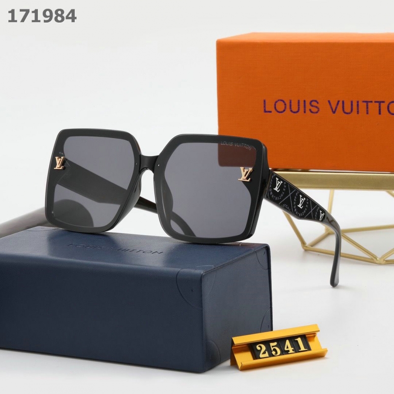 LV Sunglasses AA quality (83)