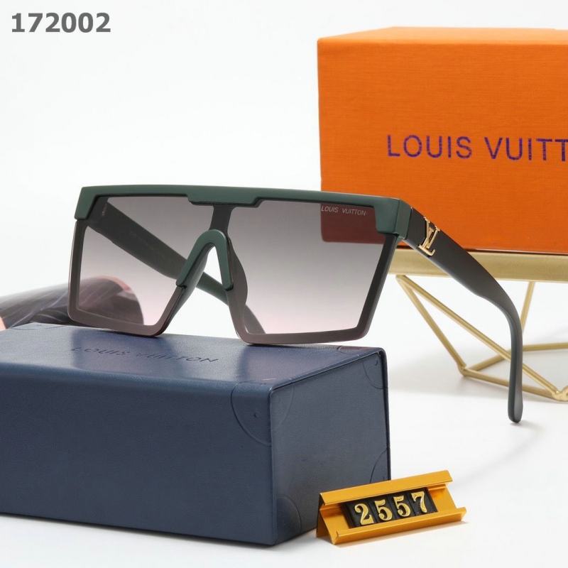 LV Sunglasses AA quality (101)