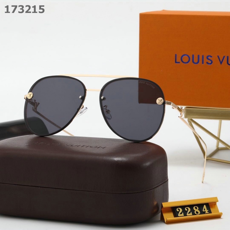 LV Sunglasses AA quality (200)