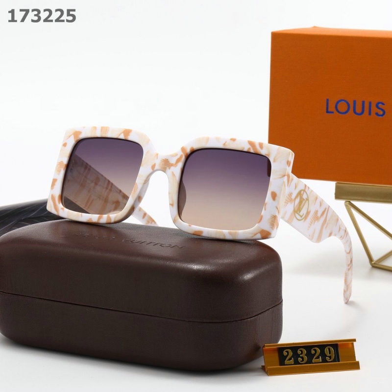 LV Sunglasses AA quality (210)