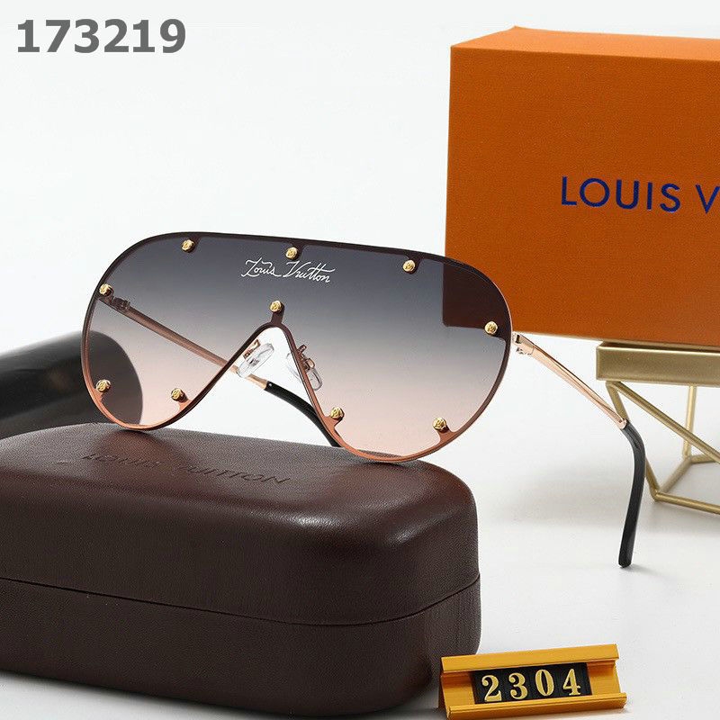 LV Sunglasses AA quality (204)