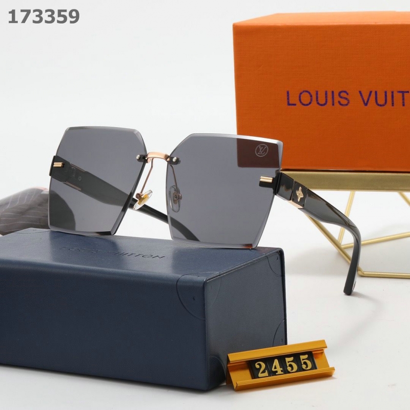 LV Sunglasses AA quality (344)